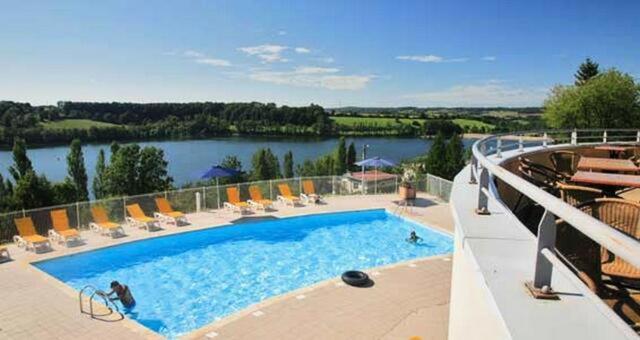Camping De La Liez Hotel Peigney Luaran gambar