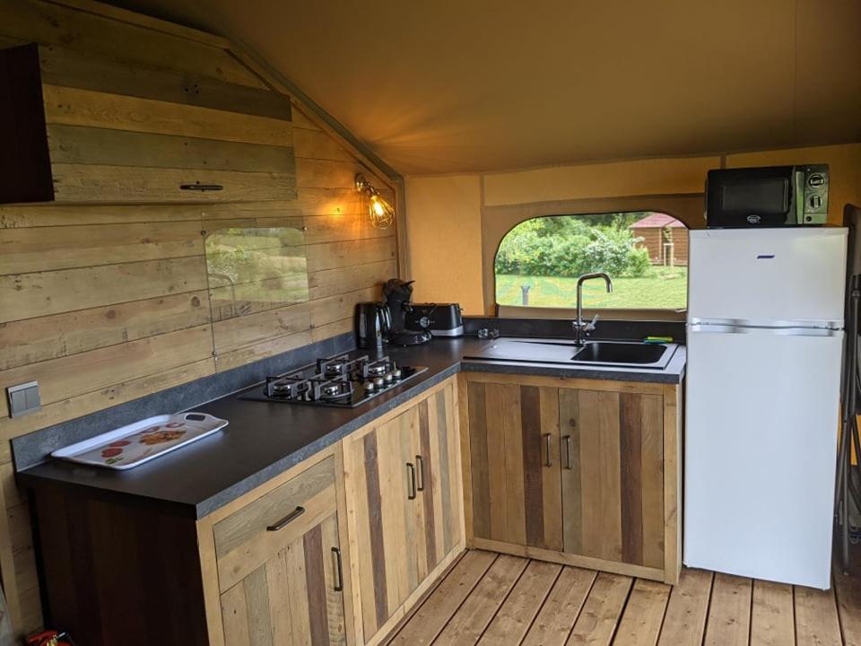 Camping De La Liez Hotel Peigney Luaran gambar