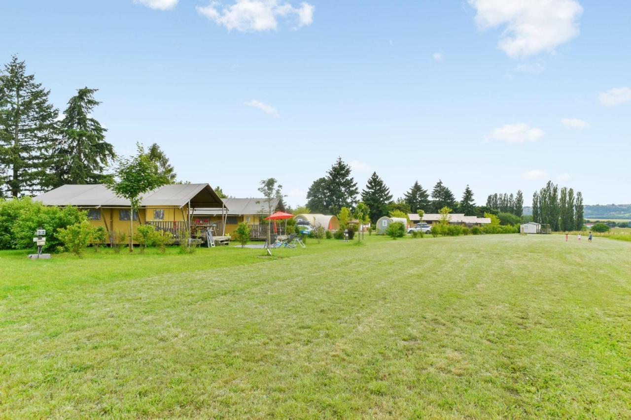 Camping De La Liez Hotel Peigney Luaran gambar